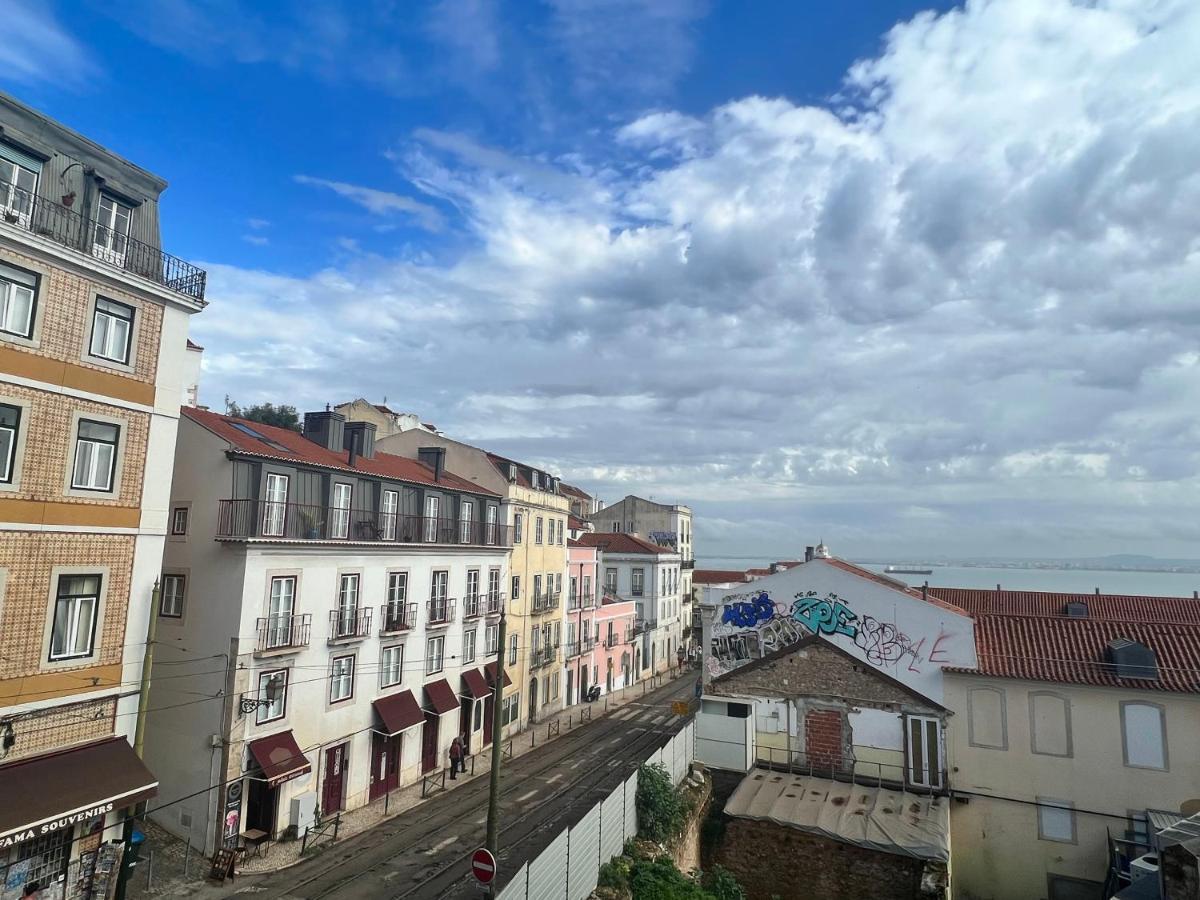 Discover Lisbons History - Stylish Apartment In Alfama Dış mekan fotoğraf