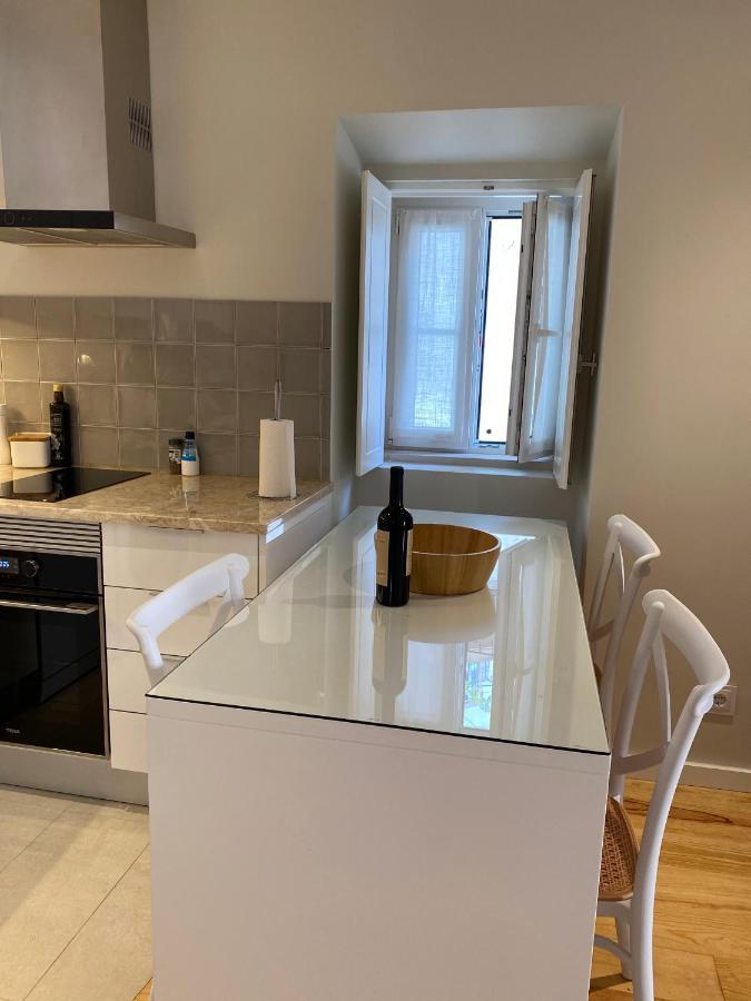 Discover Lisbons History - Stylish Apartment In Alfama Dış mekan fotoğraf
